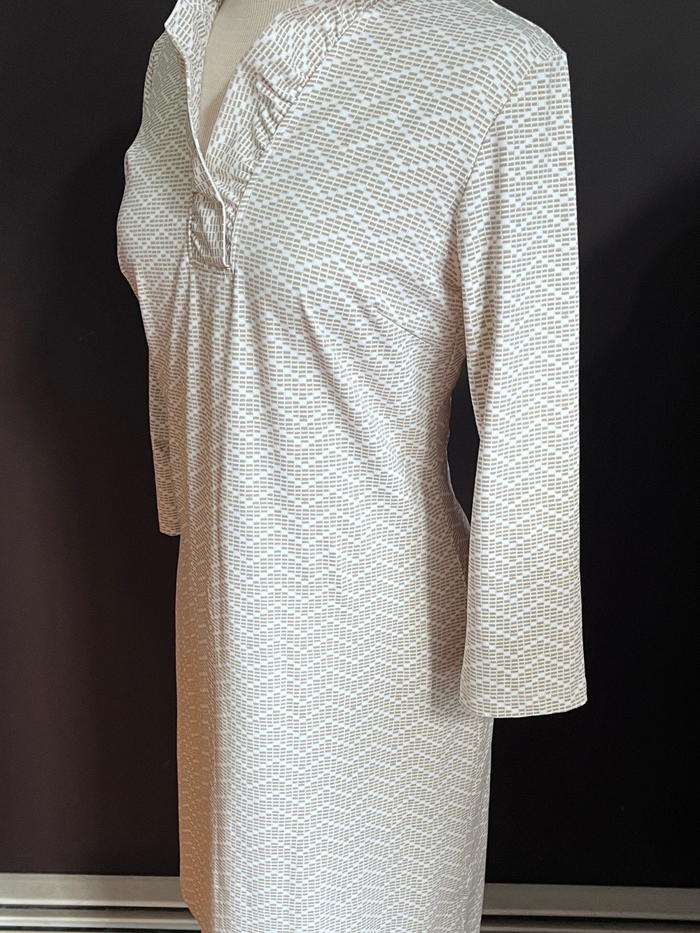 J Mc Laughlin Classic Stylish Knee Length Stretch Patterned Long Sleeve Dress - Picture 3 of 6